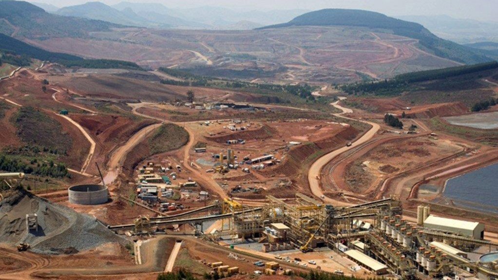 Mining Weekly tweet media