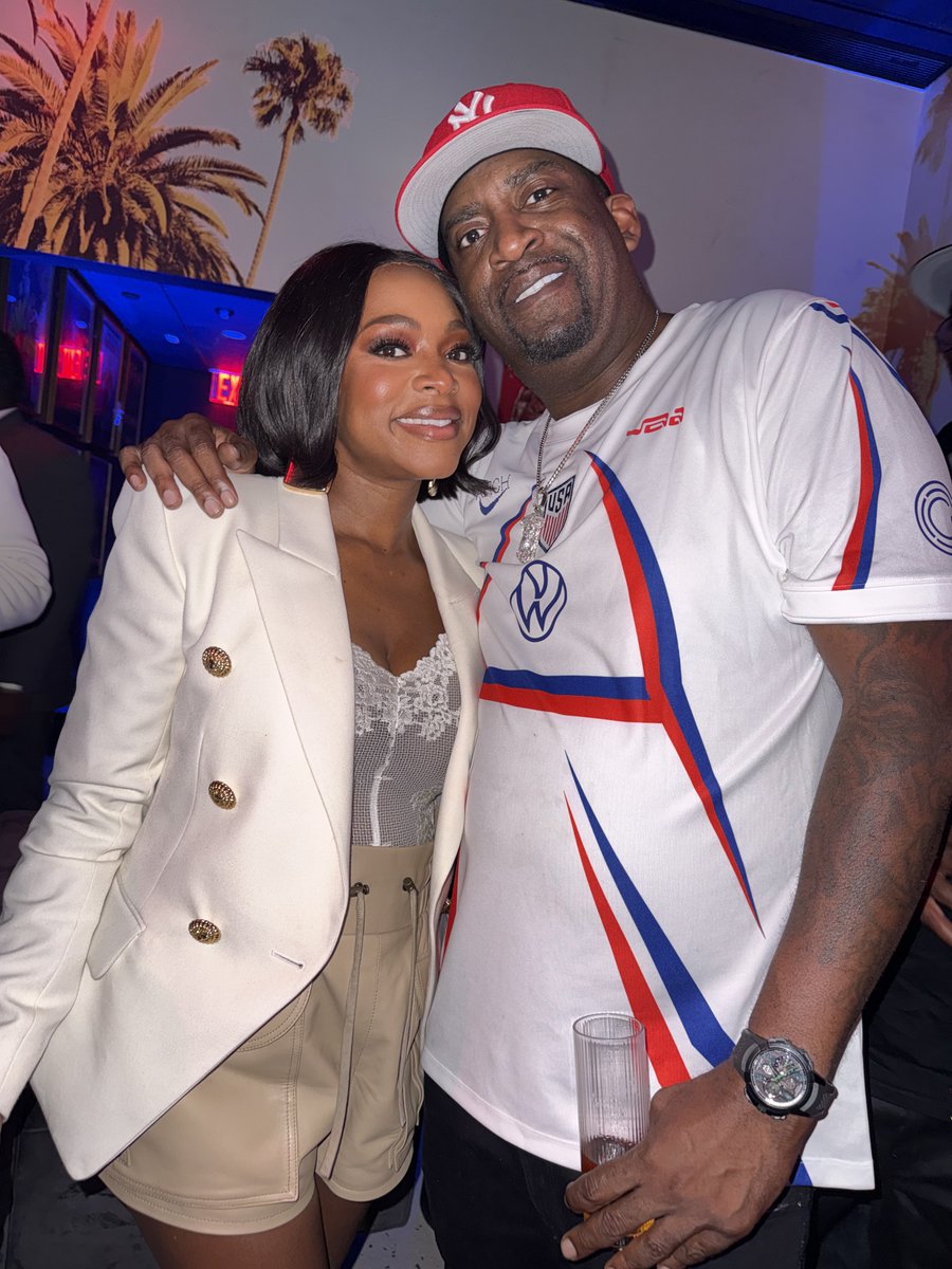 TonyYayo's tweet photo. Naturi Aka Ghost Wife Fightland premiere. https://t.co/C145fBc0by