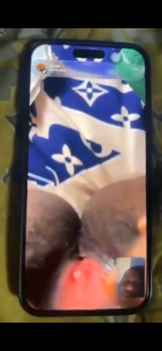 freakscribb's tweet photo. DJ KA Azigi videos PART 2 🤭
I thought I the video be only one ooo
Y’all gotta stop recording yourselves when you’re doing the thing!!!!! Ah ah 
Videos in Comments 

Check here 🔞👇
https://t.co/1ZBLSUVhS8 https://t.co/0CDvMm4qnI