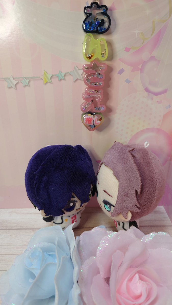 daphneclipse's tweet photo. BloomLock、ぼちぼちソフマップさんでも予約するか〜と思ったら予約受付今日までだった危ねぇーーー👛⁉️💥
なぎれおちゃんとあいさえちゃんのダブルｲﾁｬｲﾁｬグッズ楽しみだね🐨🦁🐍🕊🌹🗝💕 https://t.co/oW7Z8SyIzr