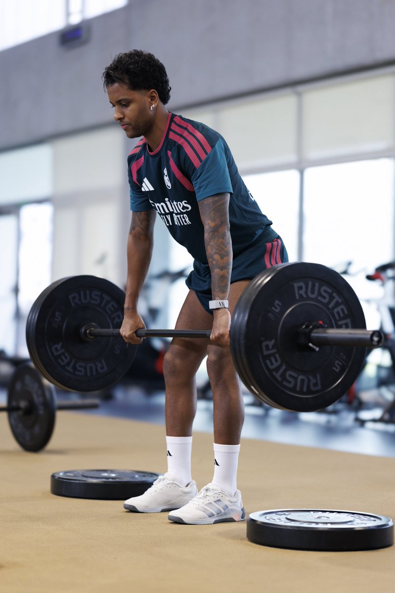 RodrygoGoes's tweet photo. 📸💪🏾 https://t.co/wXgBmx6EDs
