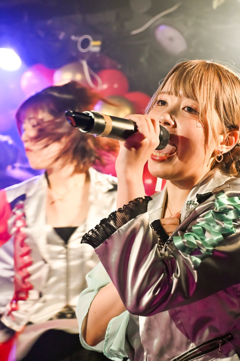 xxkeytyxx655321's tweet photo. XXKEYTYXX@イベント用サブ垢
#真凜生誕ライブ2026
candys なの葉 その1
相変わらずいい笑顔してますよね
今回のセトリでも
安定感のあるこなし
いいですよね。
#なの葉
#札幌candys
#candys
#xenon https://t.co/GZv65HlmqH