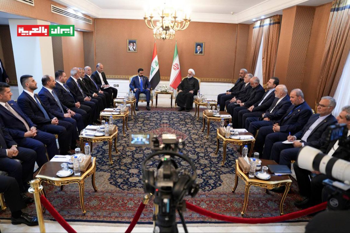 iraninarabic_ir's tweet photo. رئيس مجلس الوزراء العراقي علي فالح الزيدي يلتقي في طهران رئيس السلطة القضائية الإيرانية و يؤكد حرص العراق على بناء أفضل العلاقات مع إيران https://t.co/mMIzu5gQtp