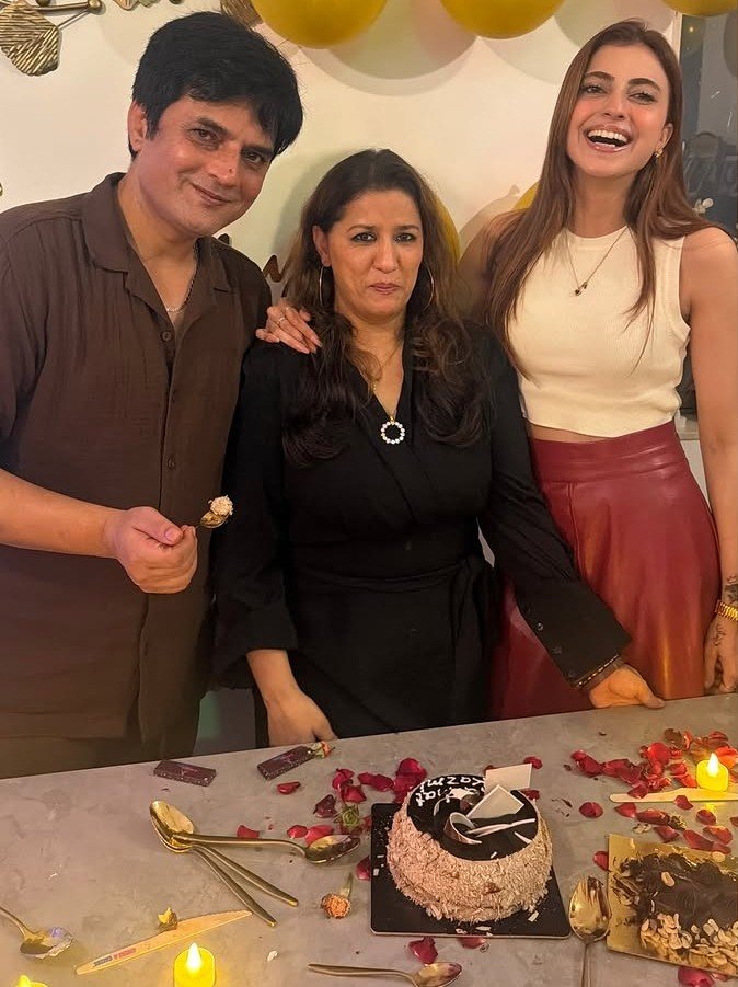LBaww70797's tweet photo. Bdy celb it is! ❤️🤍

#FarrhanaBhatt #FarrhanaRebellions https://t.co/KKp0tM45X0