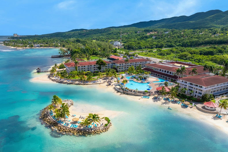 1HotelNews's tweet photo. Marriott International and Catalonia Hotels & Resorts signed agreements for all&inclusive resorts in Montego Bay, Jamaica, and Zanzibar, Tanzania.: Marriott International and Catalonia Hotels & Resorts have signed… https://t.co/UYmWb235Fg #Marriott #CataloniaHotels #AllInclusive https://t.co/hzxP9NPEzo