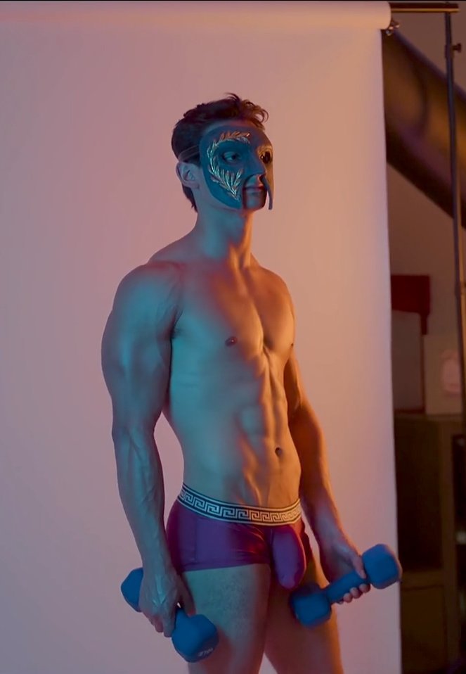shirtlessxx's tweet photo. emilio https://t.co/Mvk01Hcd8f