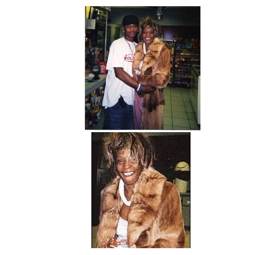 GuadaL00py's tweet photo. OMG Whitney Houston's infamous fur coat is up for auction!! https://t.co/Z4iBu4v9To