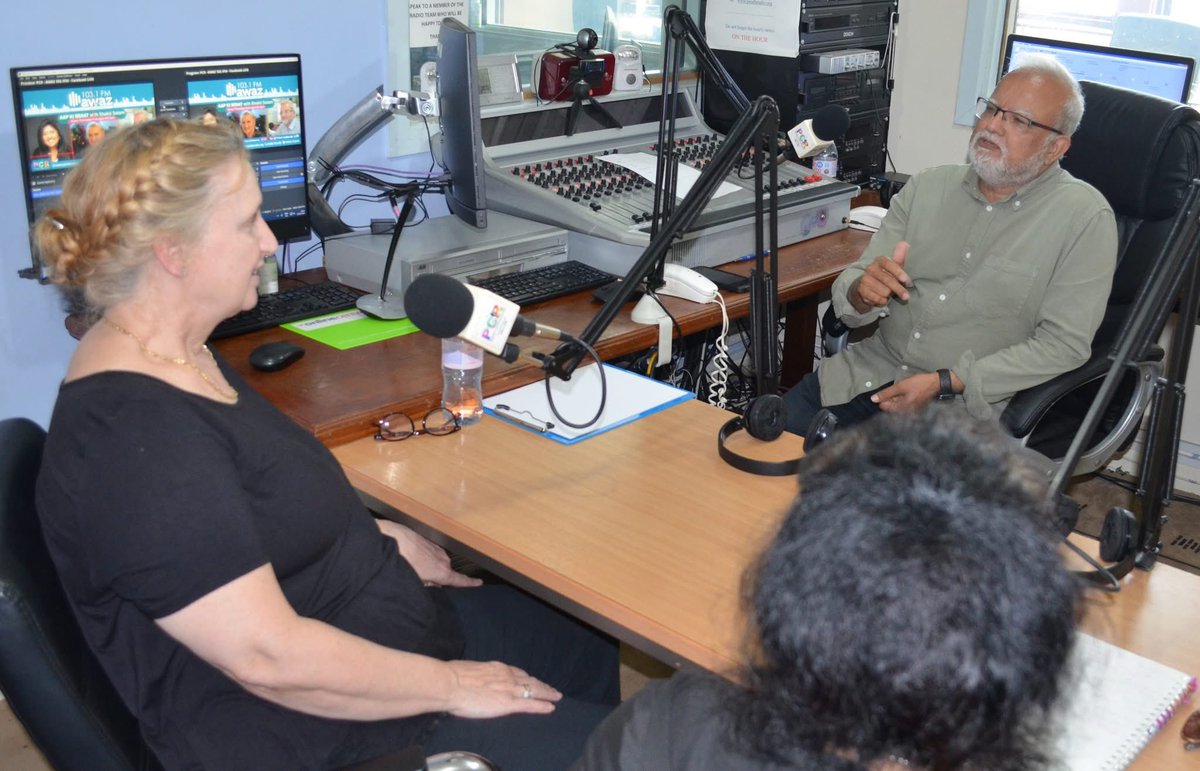 pendleradio103's tweet photo. We would like to thank Denise Hayhurst &amp; Syka Quraishi from @CommunityCVS for joining presenter Shakil Salam during the ‘Aap Ki Sehat' health radio show on Tues 23rd July 2026 on @pendleradio103 to discuss recruiting of community cancer awareness champions @LSCICB @springnorthHQ https://t.co/hvdDd7btxB