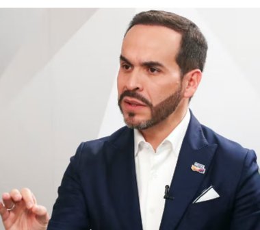 Elpensador753's tweet photo. 🚨 Abelardo de la Espriella no debería posesionarse en Bogotá, ni en el Cauca, Chocó, la Guajira, ni el ninguna parte. Abelardo debería es estar respondiendo ante las autoridades por el mega fraude electoral. Así de simple. RT. https://t.co/jwoWn2D5Iv