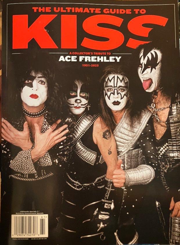 LairdJules's tweet photo. Newest KISS Special mag on all newsstands https://t.co/gmQXZqmZsP