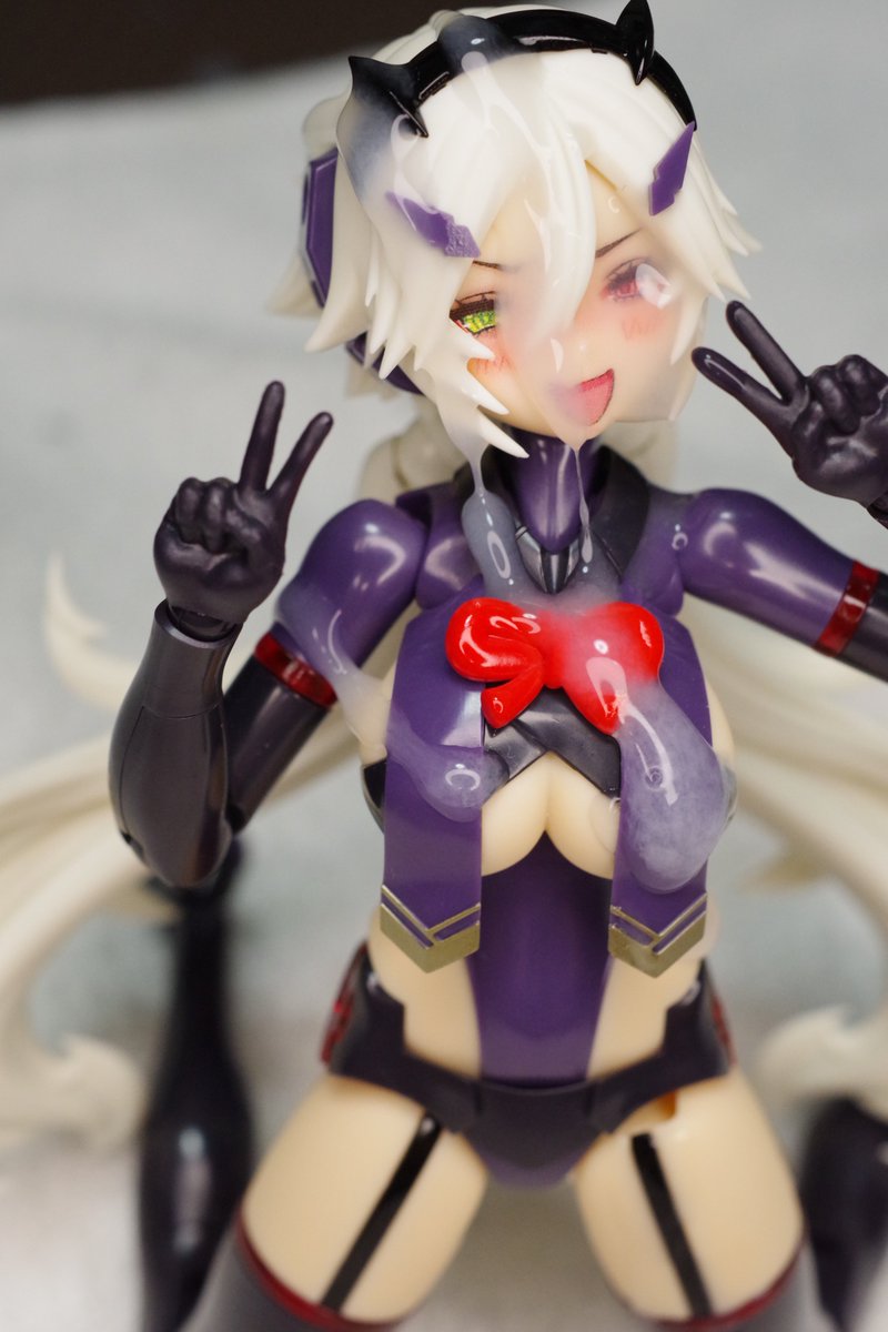 MegamiDBuK's tweet photo. #フィギュアぶっかけ https://t.co/JCULF1kNRf