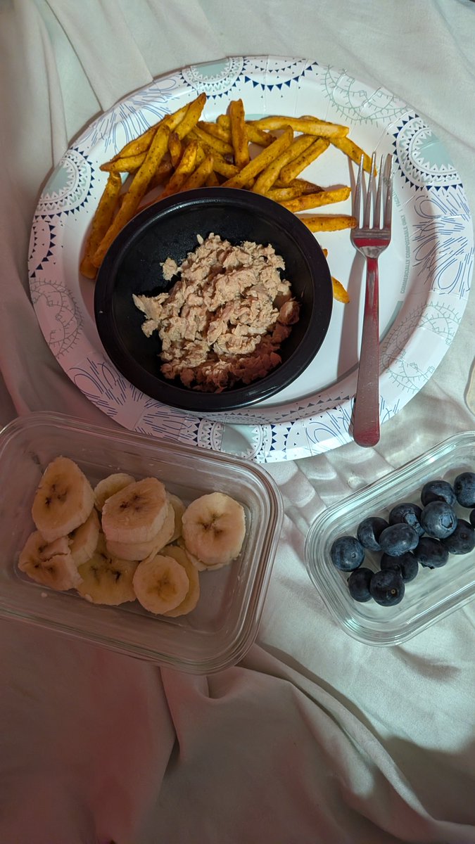 pwnz0r_'s tweet photo. omad 433 cals 🤤🤤 https://t.co/2Izu4pCV0P