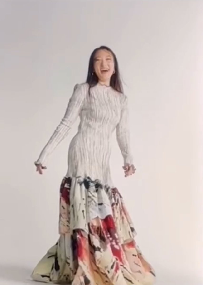 yerinhasource's tweet photo. Yerin Ha Gallery Update

• “Bridgerton” season four press in New York City - Jan 27th: https://t.co/vGnTI0M0xx
• ELLE UK (Otto Masters): https://t.co/PJ9CvQP7n5 https://t.co/GbBfL6rnqc