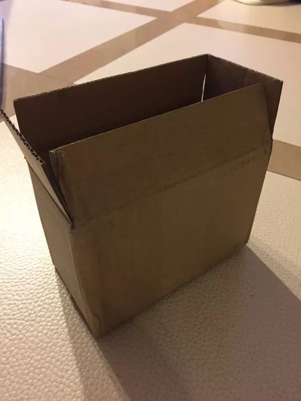 CordoLauren's tweet photo. Just got my long-awaited package!  Tearing it open right now—excited to see what’s inside! https://t.co/8gvKurpaBk