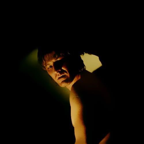 B1RDINGCAPTAIN's tweet photo. happy thursday 🖤 https://t.co/UYpapbXxPT