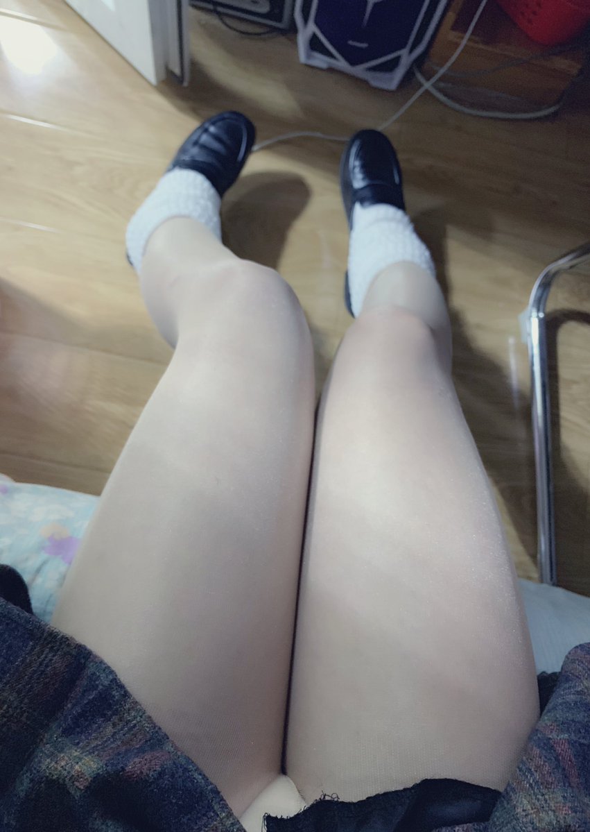 Leeex78's tweet photo. 我自己绑好咯随便你怎么玩...#反差 #母狗 #女大 https://t.co/jLJ8Iu41i9