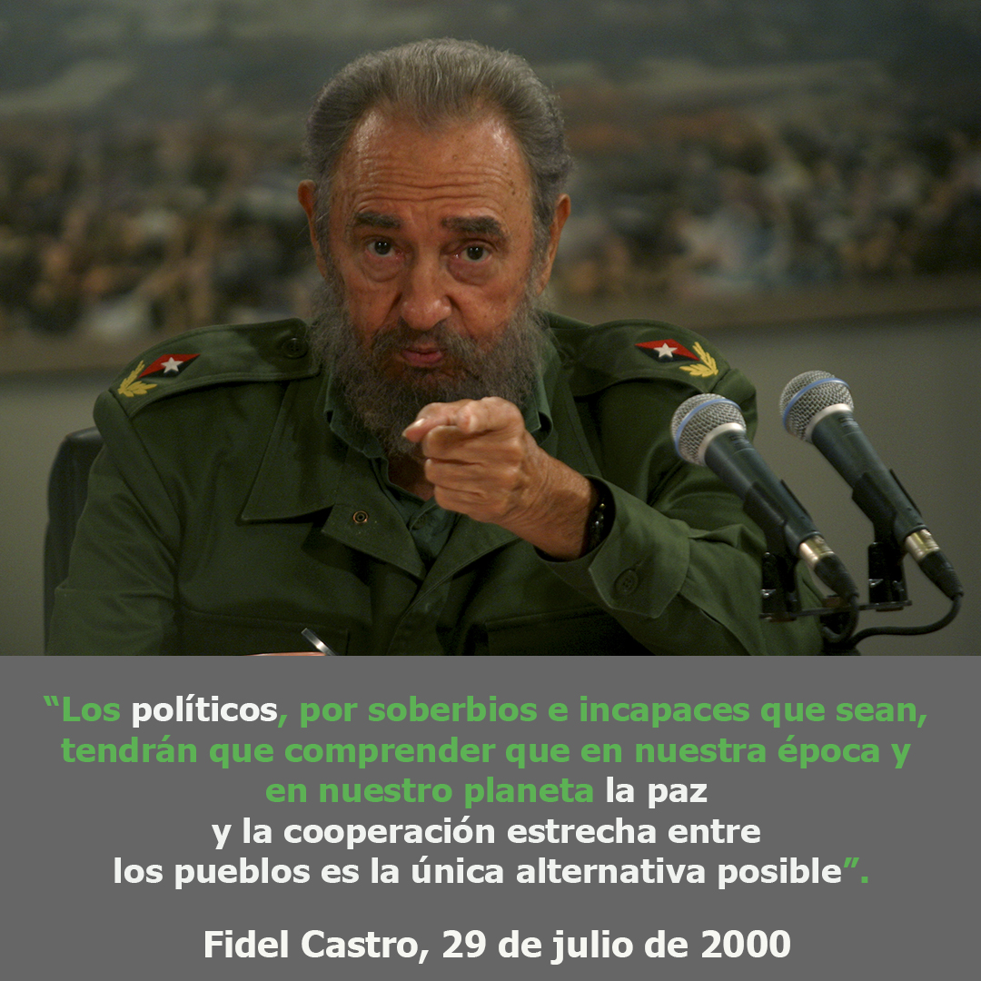 FSoldadodeIdeas's tweet photo. 🎙️#FidelCastro:  “Los políticos, por soberbios e incapaces que sean, tendrán que comprender que en nuestra época y en nuestro planeta la paz y la cooperación estrecha entre los pueblos es la única alternativa posible”.

https://t.co/tmKApfuF0Q
#100AñosConFidel #Cuba https://t.co/5upqOp6ROZ