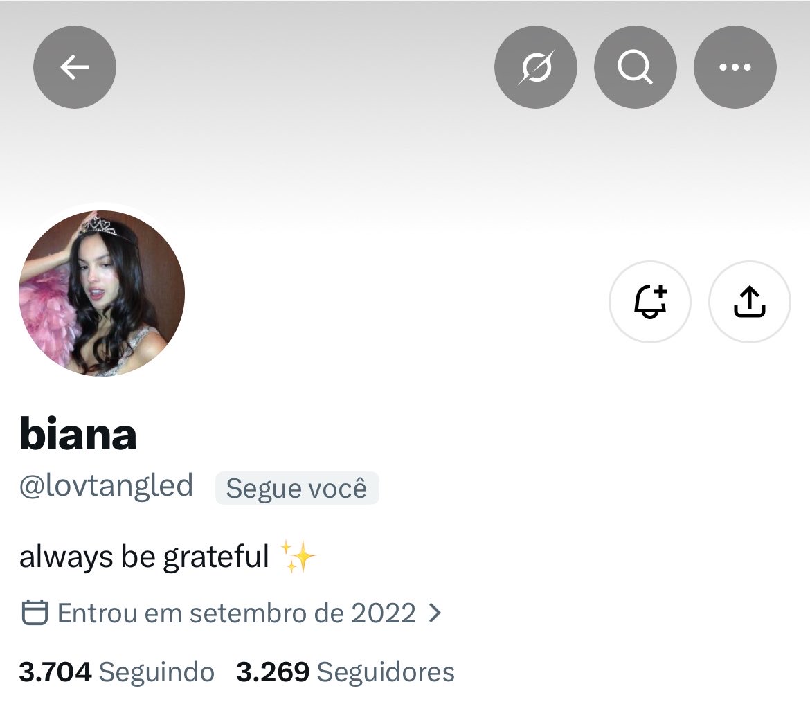 tuittabrubs's tweet photo. verificados, eu era essa continha abaixo e estou recomeçando do zero. preciso muito da ajuda de vocês pra crescer de novo 🥺✨

sigo todos de volta e interajo com todos que interagirem comigo 🩵 https://t.co/2zdagM5lz4