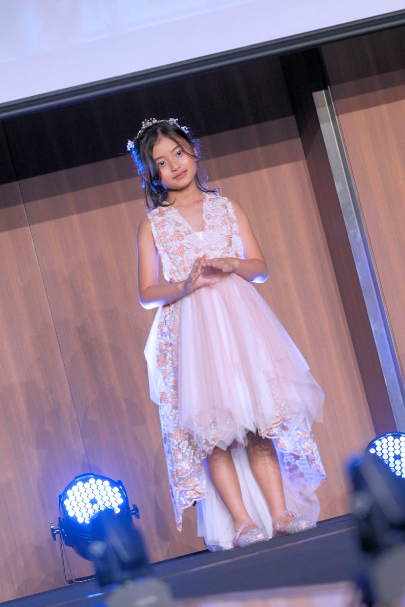 at_orange_7500's tweet photo. 第15回 東京キッズコレクション
TOKYO KIDS COLLECTION 2026.07.05
大田区産業プラザ コンベンションホール
LiliumNena ステージ
リリアムネナ
らん RAN
#東京キッズコレクション
#らん #RINRAN
@TOPMODELSCHOOL2
@nagoya_model32 https://t.co/FKQSIEK1nd