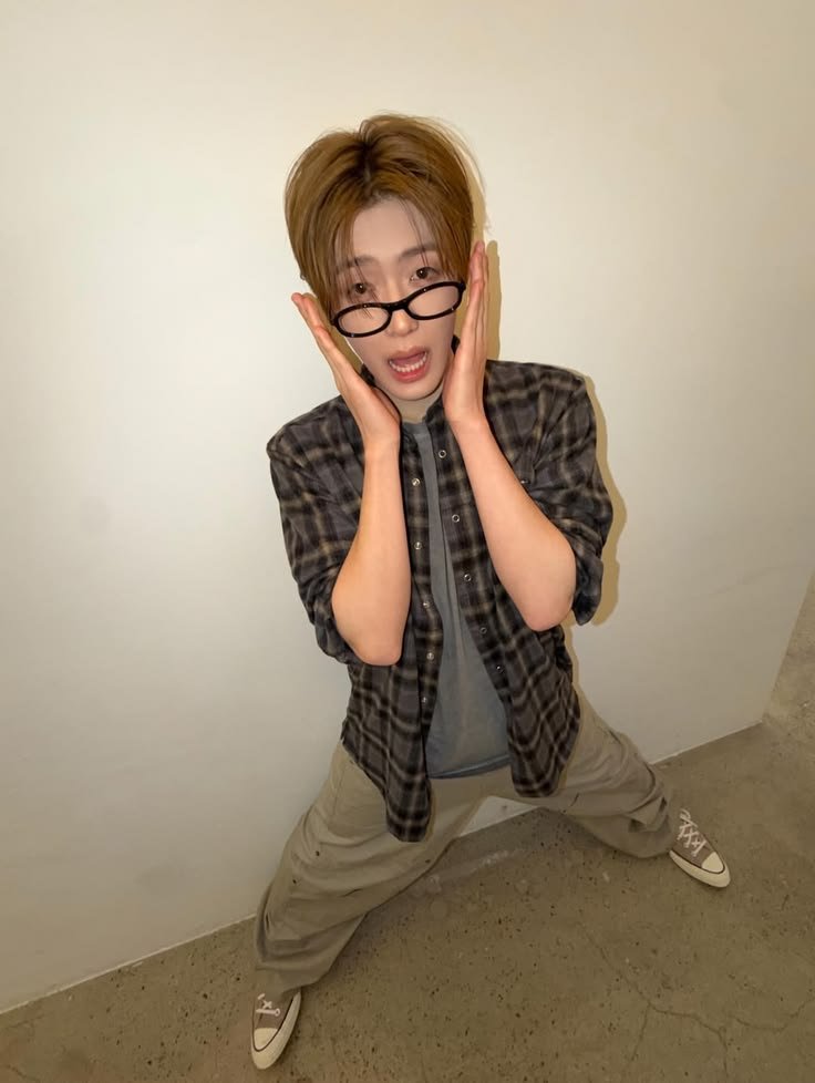 pinmetou's tweet photo. 앙현야호~!!~!~~~!
앙현조아시절돌아옴ㅎ.ㅎ
남자가된내샤오쭈.......믿기지않음
그치만조으다 https://t.co/ackmEKJPUY
