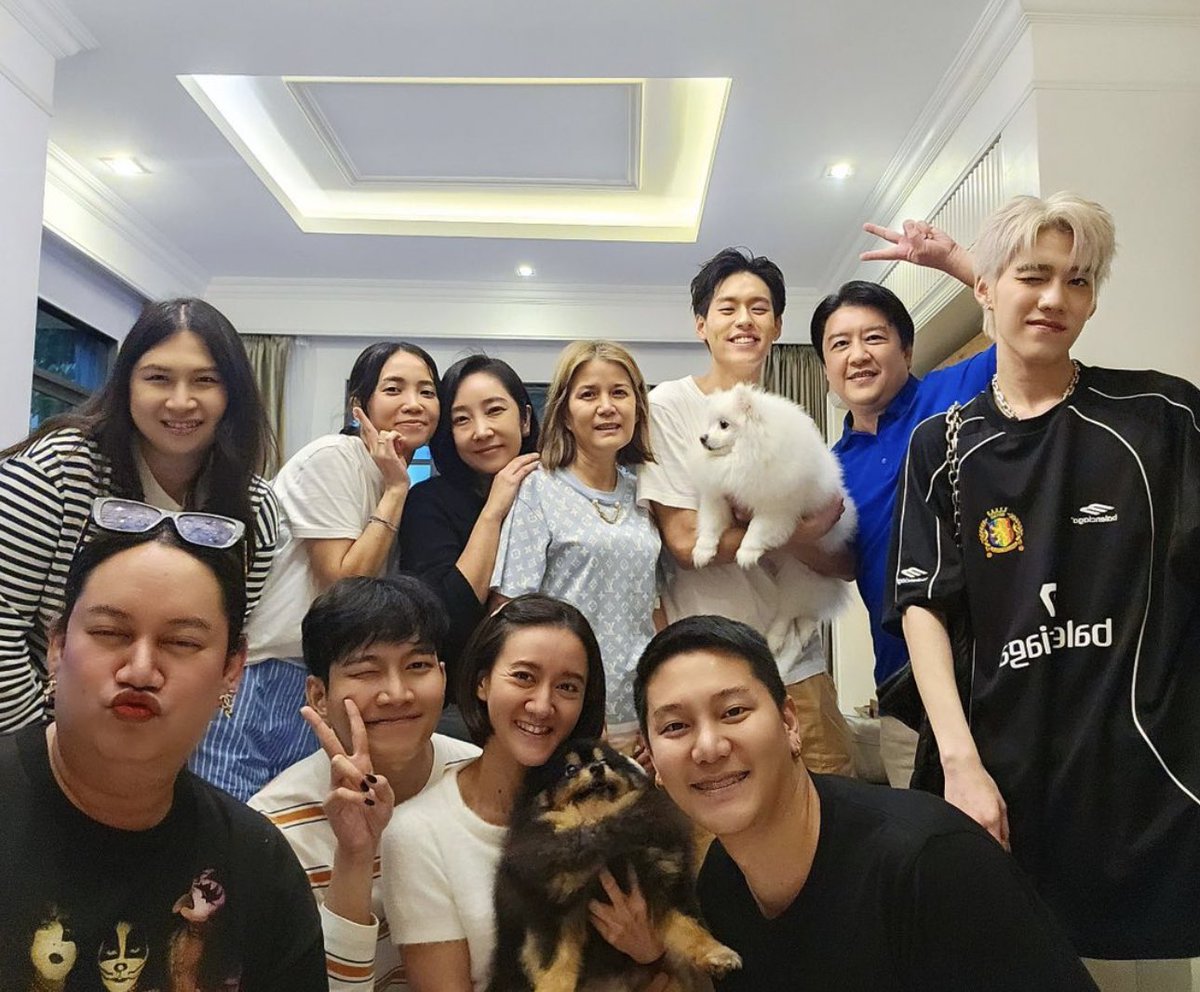 _poppy_only's tweet photo. คุณสมบัติที่ผ่านเกณฑ์ ข้อแรก เป็นคนรักสัตว์
น้องพีล็อคมงแล้วก็บอกมาาา 🙂‍↔️ https://t.co/JdyWewKRWp