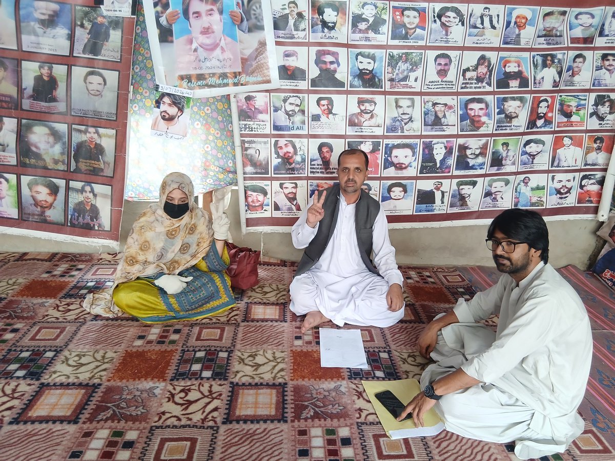 VBMP5's tweet photo. وی بی ایم پی کا احتجاجی کیمپ آج 6303ویں روز بھی جاری رہا

وی بی ایم پی نے جبری لاپتہ آصف بلوچ، حمل خان قمبرانی، بیبرگ، شاہد کرد اور نور محمد کے کیسز لاپتہ افراد کمیشن اور صوبائی حکومت کو فراہم کر دیےہیں

امید ہے کمیشن اور حکومت لاپتہ افراد کی بازیابی کیلیے موثر کردار ادا کریں گے۔ https://t.co/zRmariWR4v