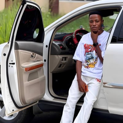 carrotpapi's tweet photo. #NewProfilePic https://t.co/3UAkOaYKHj