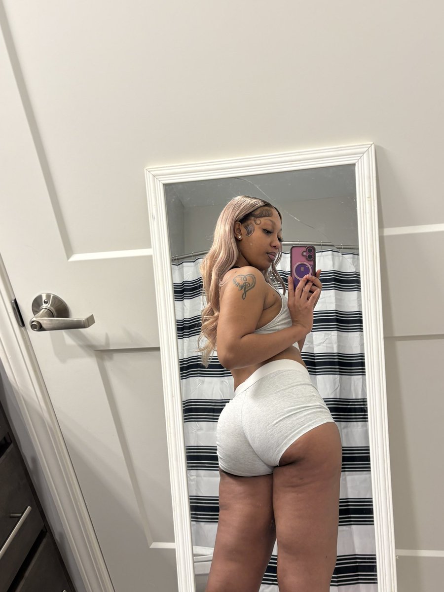 msnicole690's tweet photo. you up stroking that dick🍆💋 hmu for FT? Meet up 📥💋
#sanAntonio #Satxgirls #satx #satxlink #porn #backshots #210freaks #sanantoniogirls #satx210 https://t.co/eE7k4tl1cW