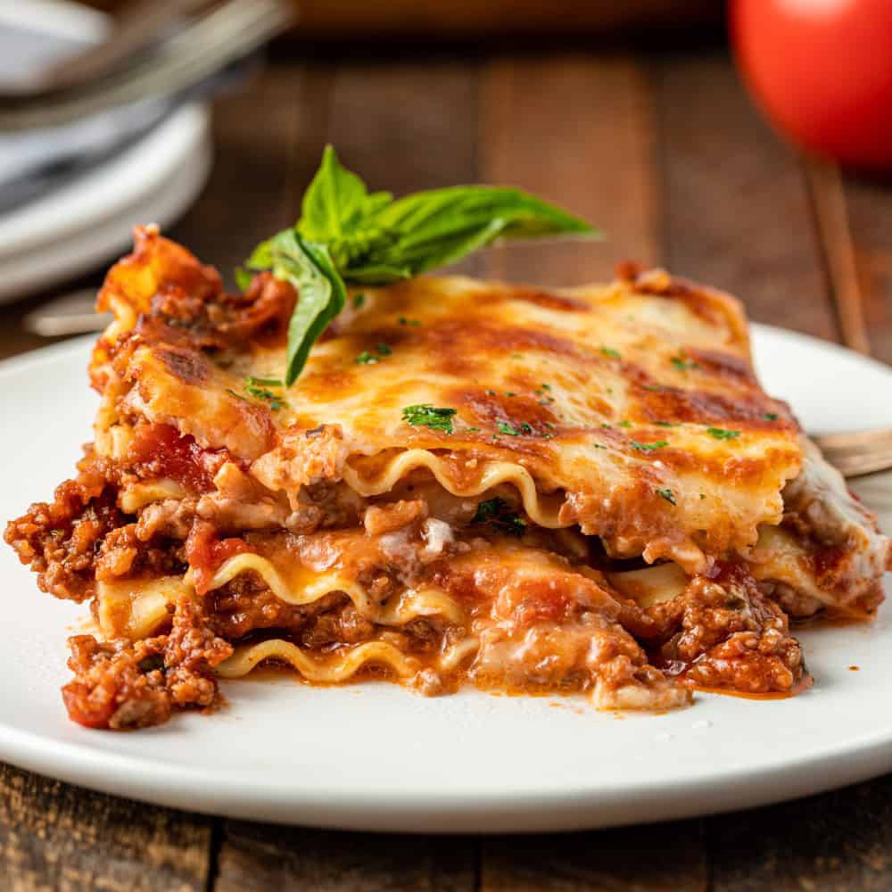 tostillasz's tweet photo. @Mypick08 @azaleaxl @DrizzyAcee @xia_dgaf 

lasagna !!! best from greenwich 😍 (photo not mine) https://t.co/viifzr0wyP