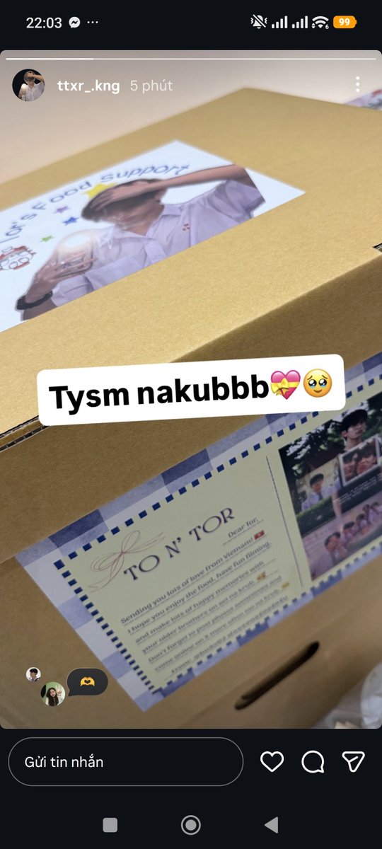 LuckV02's tweet photo. Hope you enjoy the food, nong Tor 🥰

I hope you'll become even more famous and get the chance to visit Vietnam someday. 😤

If not... khun por will just come to Thailand to find you instead. 🤏🏻😂

WEIRDO 101 Q20

#WEIRDO101Series
#torphakwat @Torrr_Pkw https://t.co/FGBKNQ4Olg