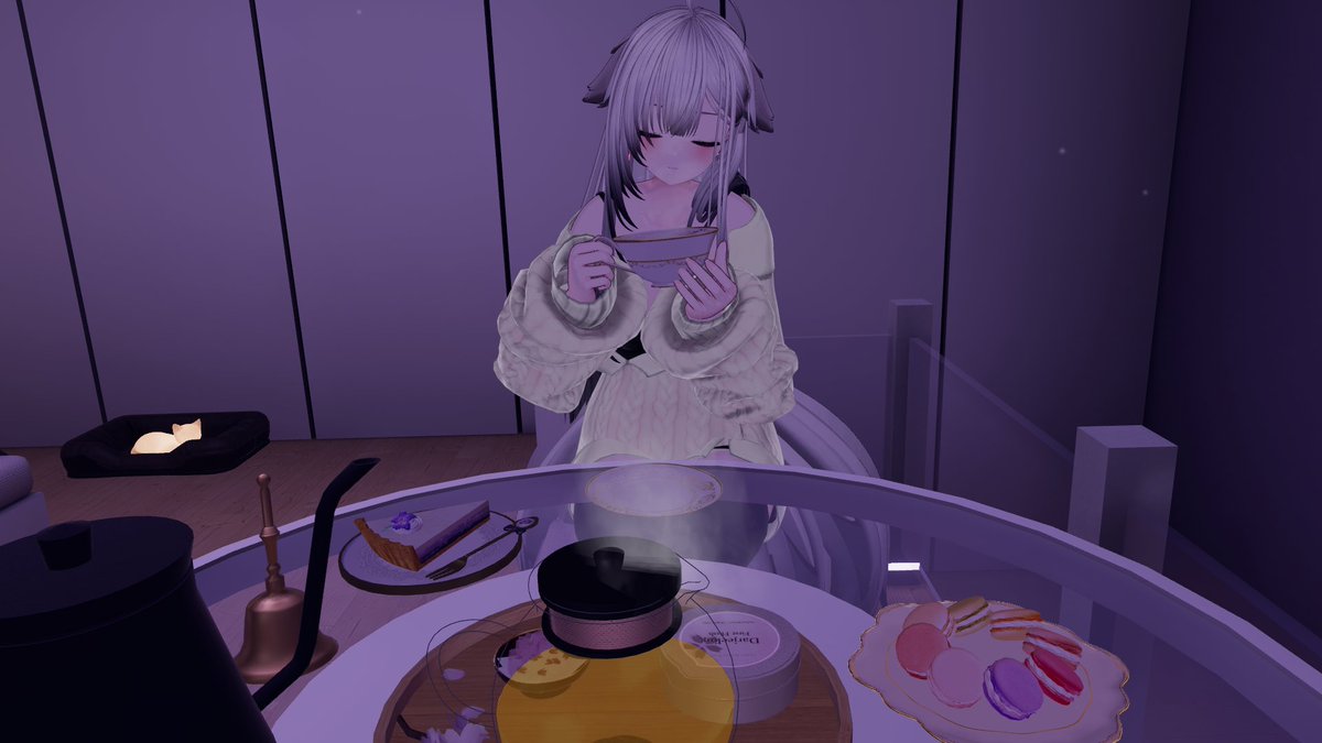 svfy_f's tweet photo. 今日は休みだったので,でっかい輝夜ちゃんで写真撮ったり撮ってもらったりしてました https://t.co/ljAqo0aQTP