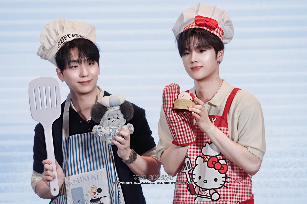 vuslatdays's tweet photo. 생일축하해요🐭🎂🖤🤍

#라이즈햄라이즈_건일생일
#Our_Muse_Gunil_Day
#건일 #Gunil #정수 #Jungsu
#XdinaryHeroes 
#엑스디너리히어로즈 #엑디즈 https://t.co/2UZRqqfVUi