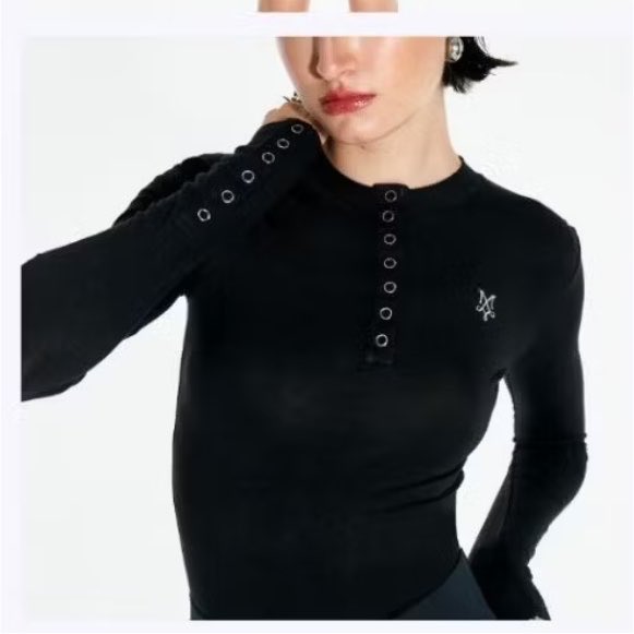 allineediszzz's tweet photo. ￼Merge เมิร์จ Serra Sheer Top (XL) อก39-41” ยาว20” ใส่ครั้งเดียว

✅ ส่งต่อ 450 บาท ✅ ส่งฟรี (ราคาเต็ม1,290)

 #merge #เมิร์จ #เสื้อมือสองสภาพดี #ส่งต่อเสื้อผ้า #เสื้อผ้าy2k #เสื้อสาวอวบ #เสื้อผ้าสาวอวบ #กระเป๋าmerge #mergeมือสอง #เสื้อน่ารักมือสอง #ootd https://t.co/EfL6bca6XC
