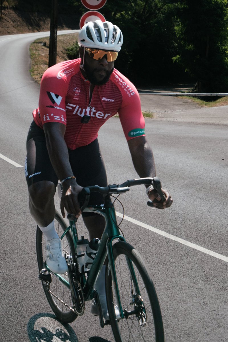 TheTour21's tweet photo. Makesi Duncan 🇺🇸
🏅The Taste of the Tour 21 in Partnership with Flutter Entertainment Finisher

Makesi took on the ToTT, ticking off a bucket-list adventure by riding the final four stages of the Tour de France—just one week before the pros! https://t.co/ggwp1J4gR8