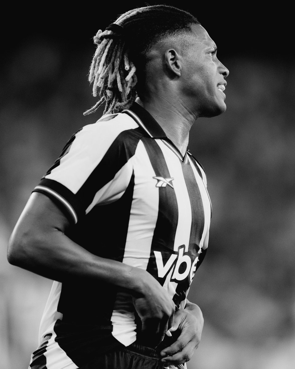 Verdao_infos's tweet photo. 🚨 URGENTE!

Não houve acordo entre Palmeiras e Botafogo por Danilo. 

O meio-campista está relacionado para o jogo de hoje e deve cumprir a 13ª partida, ficando impossibilitado de defender qualquer outro clube no Brasileirão este ano. 

🗞️ @simpraisa 
📸 Lucas Almeida https://t.co/JxXGSK2q41