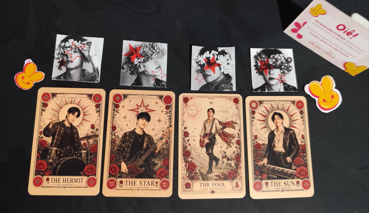 MariePrincess's tweet photo. Vim aqui enaltecer e agradecer o trabalho e talento da @dri__anna! Essas cartas do #TheRose ficaram maravilhosas! Lindas, estou encantada com elas 🤩!!! Muito obrigada 🖤!!!
#Rosetopia #RosetopiaTour2026🇧🇷 #Woosung #Dojoon #Hajoon #Taegyeom #TheFool #TheSun #TheStar #TheHermit https://t.co/UCZ8XjzmKu
