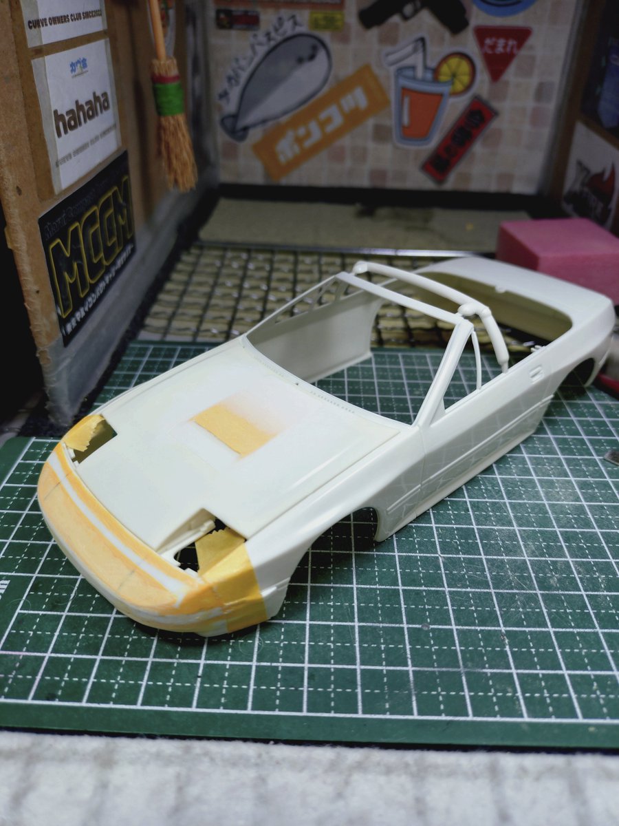 RrKseWnze182842's tweet photo. 帰宅後モデリング
粗いけどエエ形になったかな
#タミヤ
#savanna
#RX7 RX-7
#FC3C
#RacingBeat
#サワンナRX7 https://t.co/GDaIF8PYRO