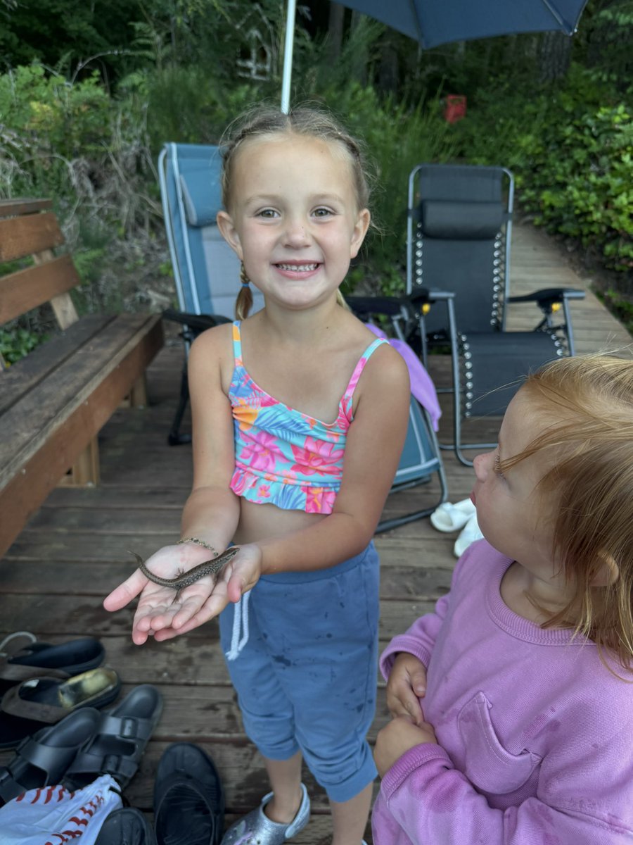 jtheaps9's tweet photo. HAPPY 5th BIRTHDAY RIVER JAMES! Daddy loves you so so much! The angel who made me a #GirlDad 😍 
I thank God for the privilege to be your Daddy. I hate seeing you grow up but I am so proud of the little girl you growing into! HAPPY BIRTHDAY! https://t.co/gsGKF5t3RU