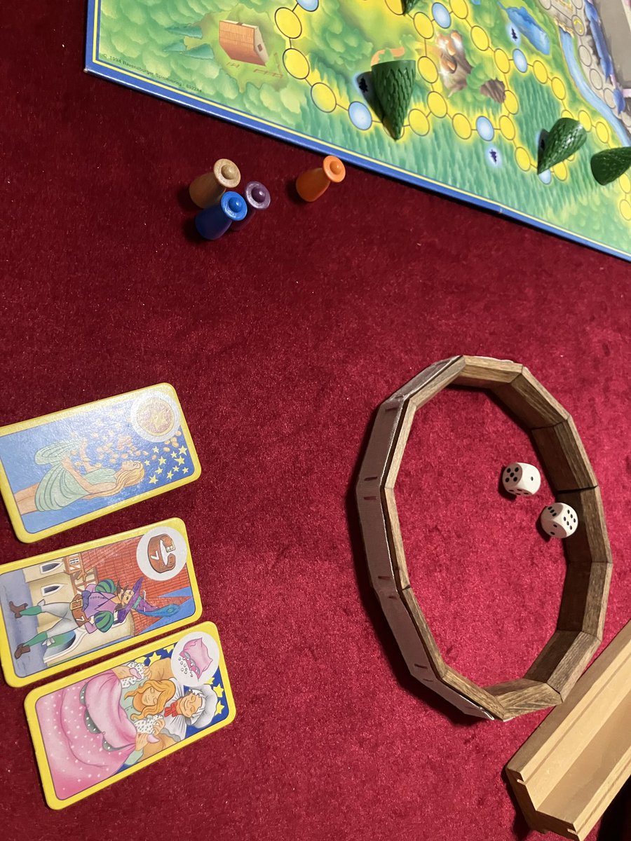 vctcv's tweet photo. 7/18遊んだゲーム
エルダータイド
建築家達の祭典
ザーガランド
モルゲンランド https://t.co/43m53ZpNZE