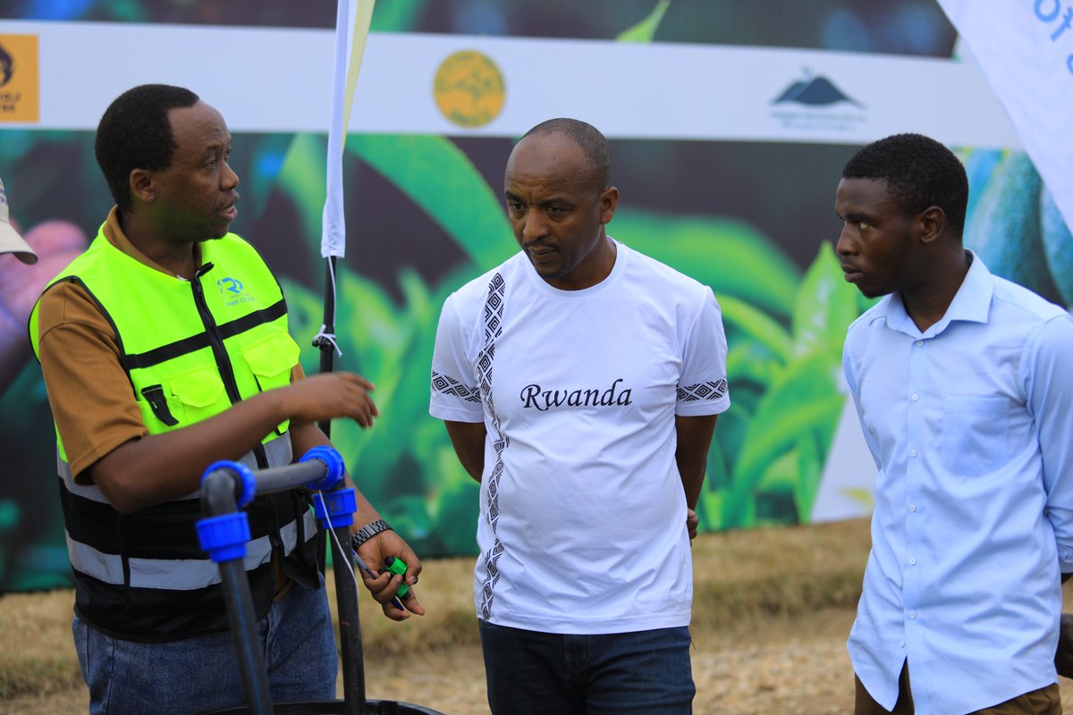 GishariCollege's tweet photo. Today Rwanda Polytechnic – Gishari College participated in 19th Rwanda Agricultural Show 2026 held in Mulindi in Gasabo District. This exhibition was officially opened by the Minister Agriculture and Animal Resources Dr. Telesphore Ndabamenye. In his remarks, the Minister argue that the Government of Rwanda through the Ministry of Agriculture and Animal Resources has committed to promoting technology‑driven farming. The Minister of Agriculture and Animal Resources also commended higher learning institutions participating in this exhibition to continue advancing research aimed at fostering innovation in farming. @RwandaPolytec @RwandaAgri