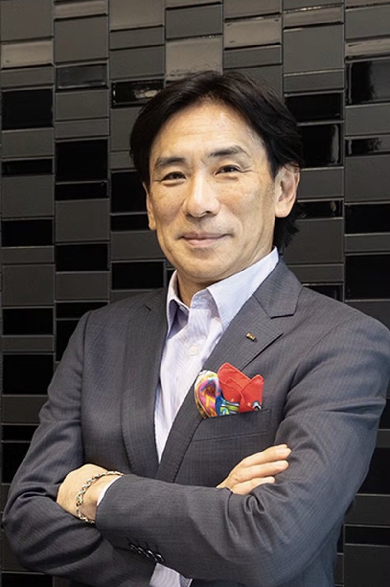Sonic1News's tweet photo. Shuji Utsumi, the president of SEGA on #SonicMovie4. He had seen some footage of the movie and the visuals are quite amazing according to him. 

Source: https://t.co/FgJa9KbxH9 https://t.co/ENDHFrechI
