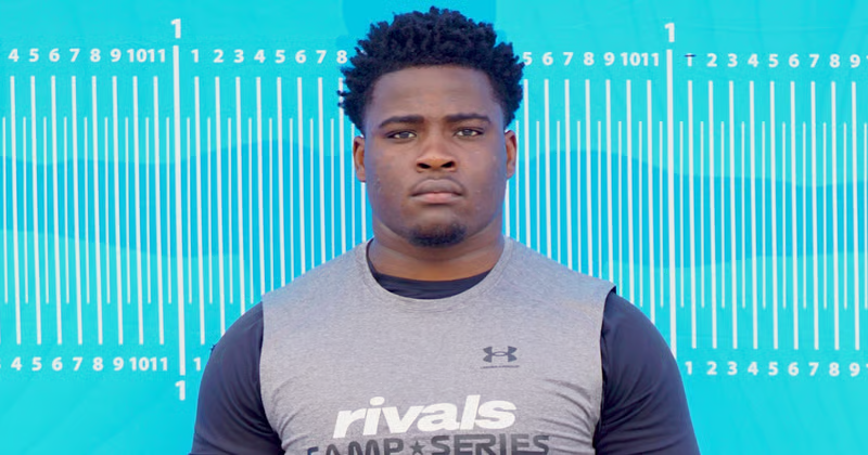 USFBulls_Rivals's tweet photo. 2028 DL @Zacharystelus gives our @JasonStammSaid the latest on #USF, where he's most recently visited and where he's looking to head next. https://t.co/jcSsGYVIn9 https://t.co/XVPLgGs1if