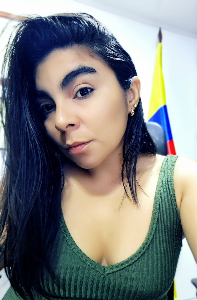 MiladysMartelo's tweet photo. 🤓 https://t.co/W31VR6Y6WM
