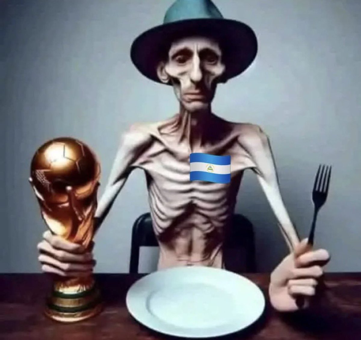 alelem23's tweet photo. @HerGaspari Pinches tramposos muertos de hambre, tan fácil que es verles la cara de imbeciles mientras gritaban goles Milei se las metió todita. https://t.co/r89G1xsJI2