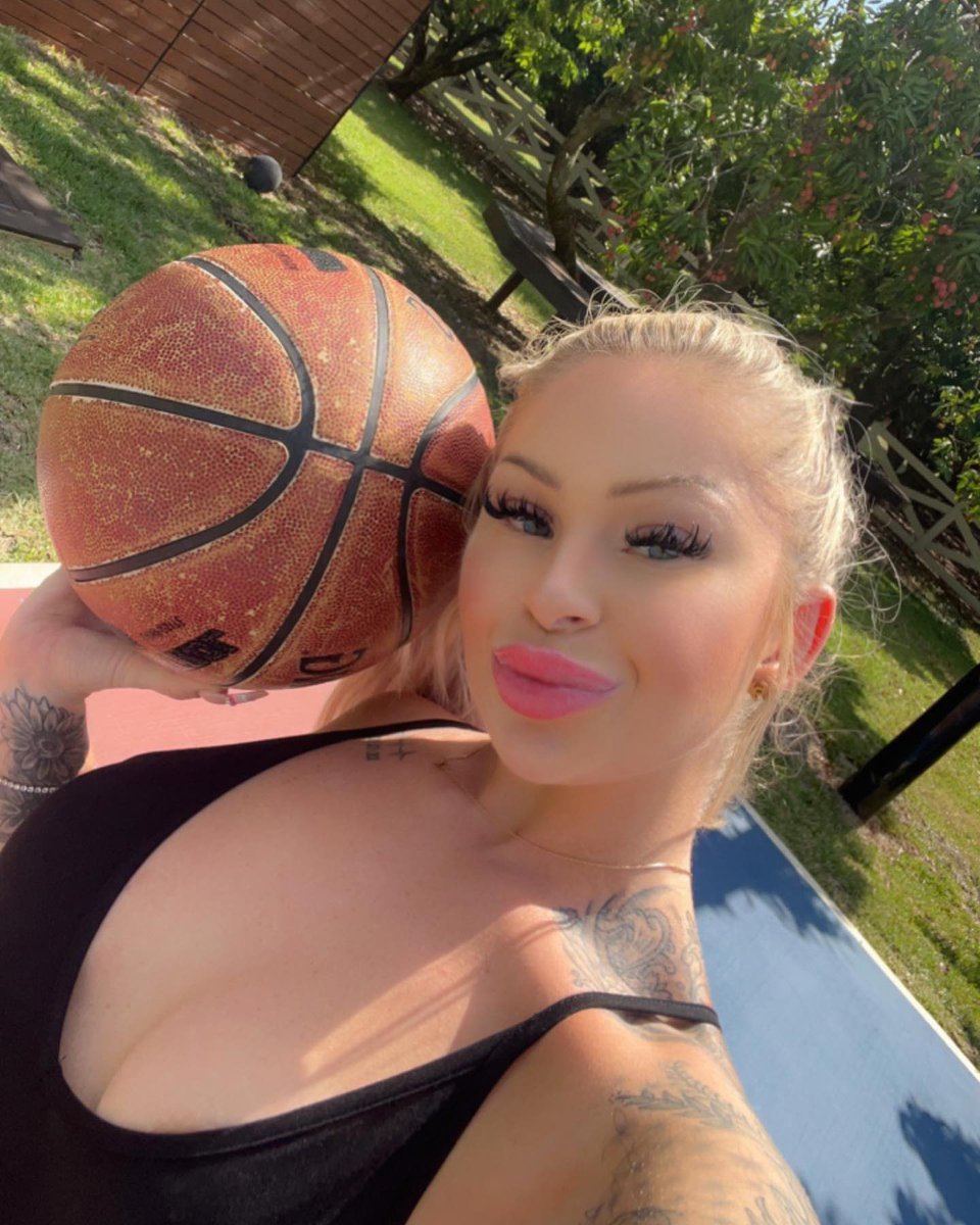 Brookshowsxx's tweet photo. Are you down to play? 👉🏻DM 📥 https://t.co/pNmEhyzs0T if you want access to your favorite girl ᗷᖇOOKE.
#schoolthot #latinateen #freakyteen #phoenix #latina #SanDiego #horny #latina #SD #nsfw #agegap #collegegirl #backshots #nsfwtwtًً #Chudaï https://t.co/2rr31iGFcZ