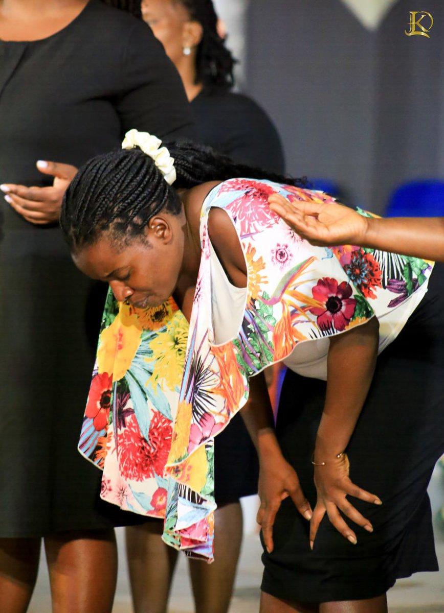 CFCFORTPORTAL's tweet photo. I laid down the burdens and picked up joy...Glory

We're Live! 

https://t.co/wqKzrfwIlP

#Livestream
#Midweekservice
#BlessedToBless https://t.co/QAeYCa2AGZ