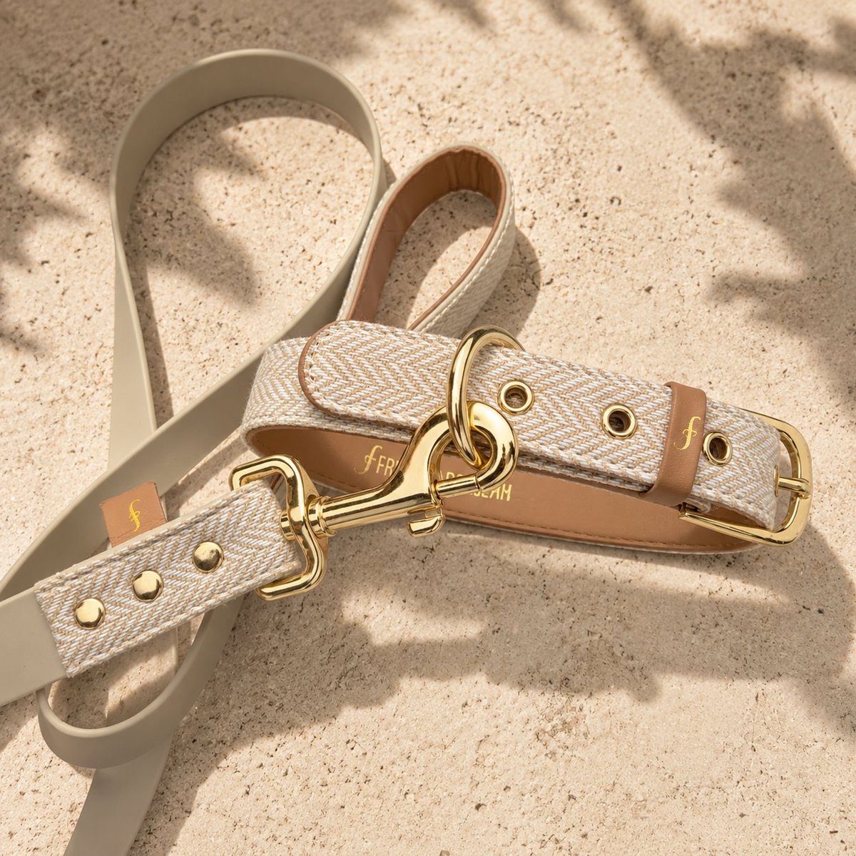 FCollars's tweet photo. Complete your matching set.✨ Because the best friendships deserve to match. 🤍🐾

#FriendshipCollar #MatchingSet #DogLeash #DogCollar #MatchingAccessories #DogMomStyle #PetAccessories #LuxuryDogAccessories #StylishDogs #DogWalking #DogLovers #PetFashion #AdventureTogether https://t.co/L4xRPAcFna