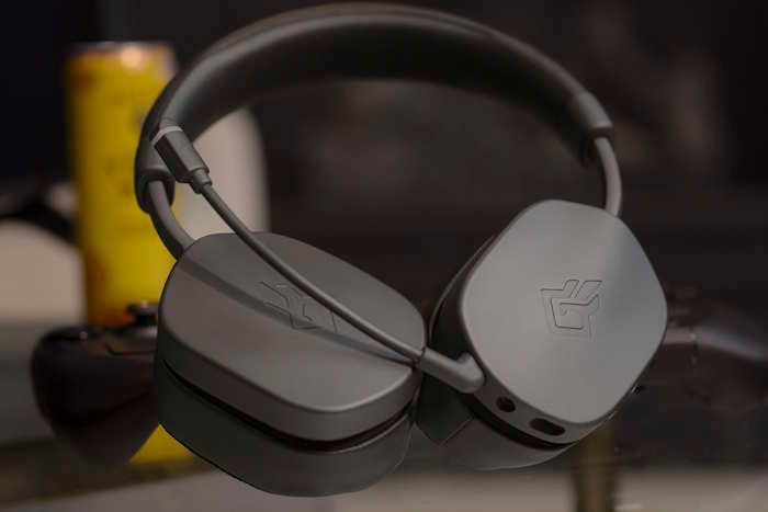 MMORPGcom's tweet photo. BEACN Headset Review - It's really good, you guys https://t.co/b9vmt38aS6 https://t.co/zYi6os8ozJ