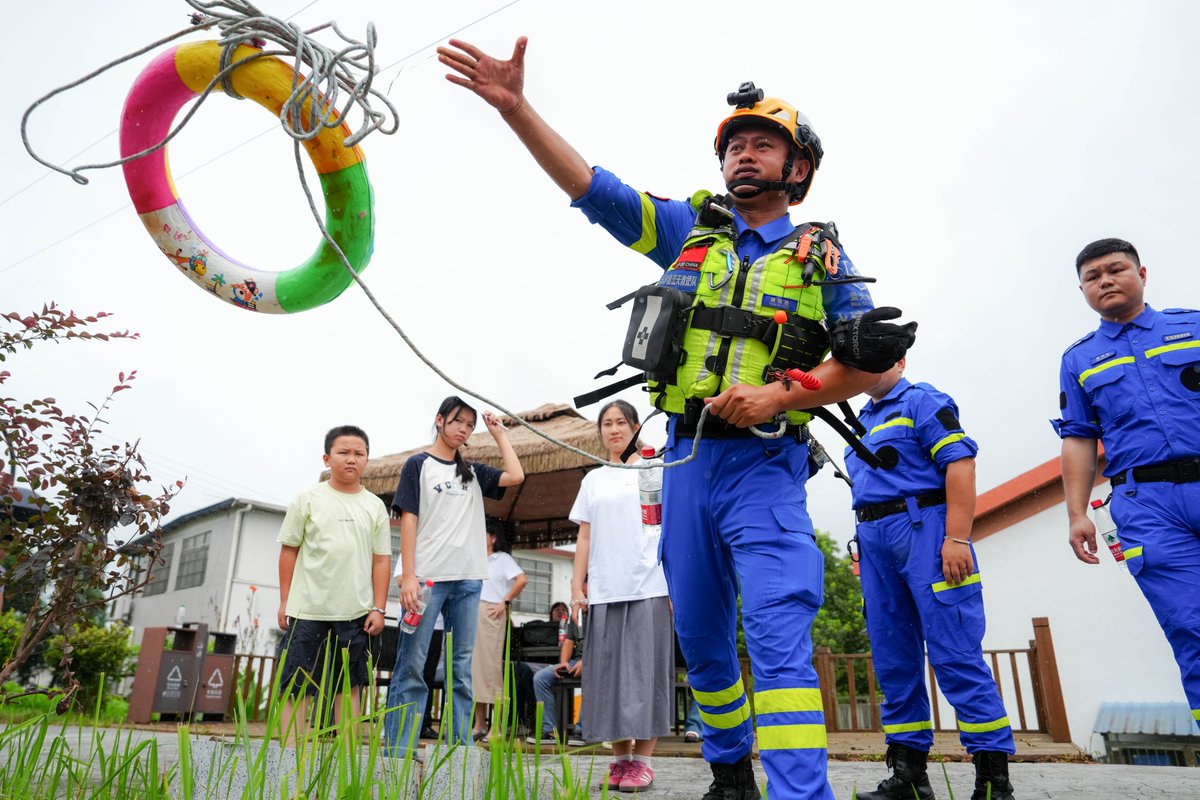 中国湖南省長沙市の隆平稲作公園で21日、安全教育公益イベント