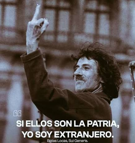 natohenri's tweet photo. @Omi_Cazarre Y después se pone la camiseta de Charly. https://t.co/uOrJQcfOoR